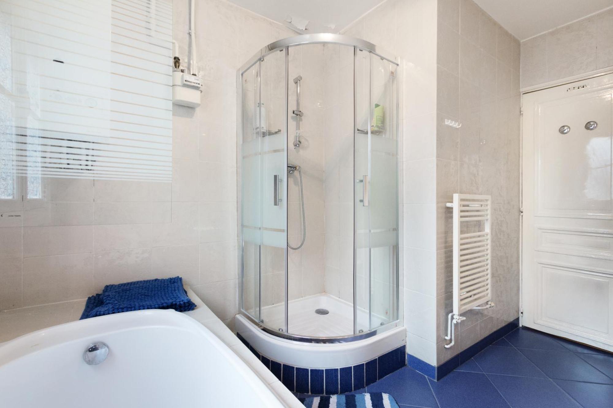 Sacre Coeur Grand Duplex 130 M2 - 4 + Double Living Parigi
